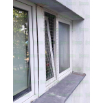 Siatka zabezpieczająca okno dla kota z montażem Warszawa