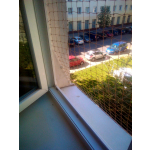 SIATKA DLA KOTA NA OKNIE MONTAŻ Warszawa