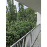 Siatka ochronna na balkon przeciw gołębiom