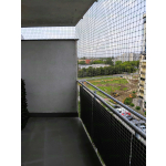 Siatki zabezpieczające dla kotów na balkon