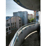 Montowanie siatek przeciw gołębiom